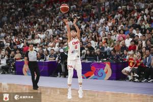 直播吧：杨舒予希望日后冲击WNBA